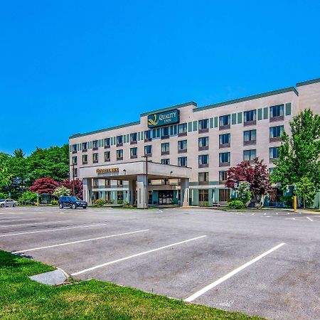 Quality Inn Portsmouth Exteriör bild