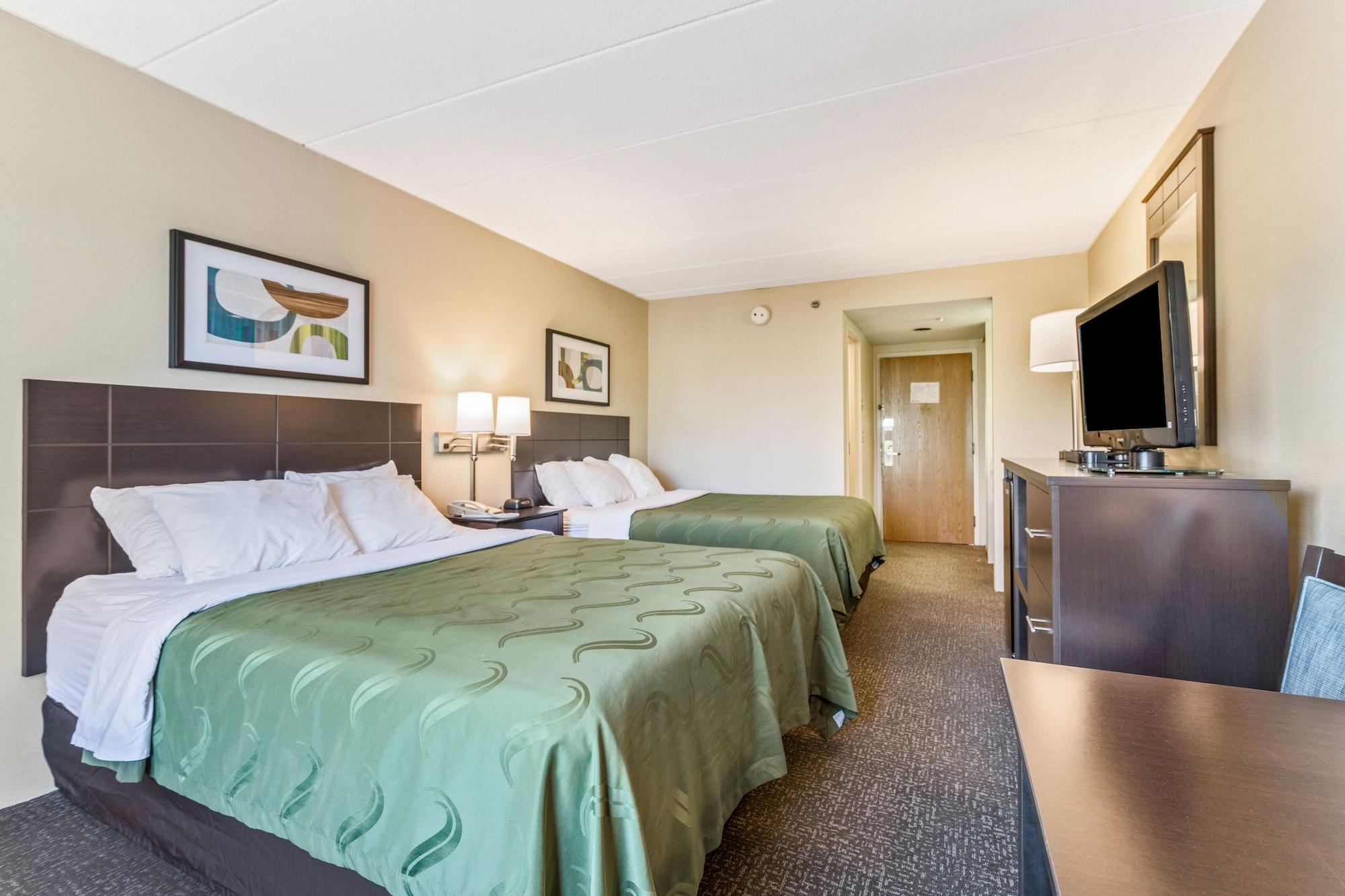 Quality Inn Portsmouth Exteriör bild