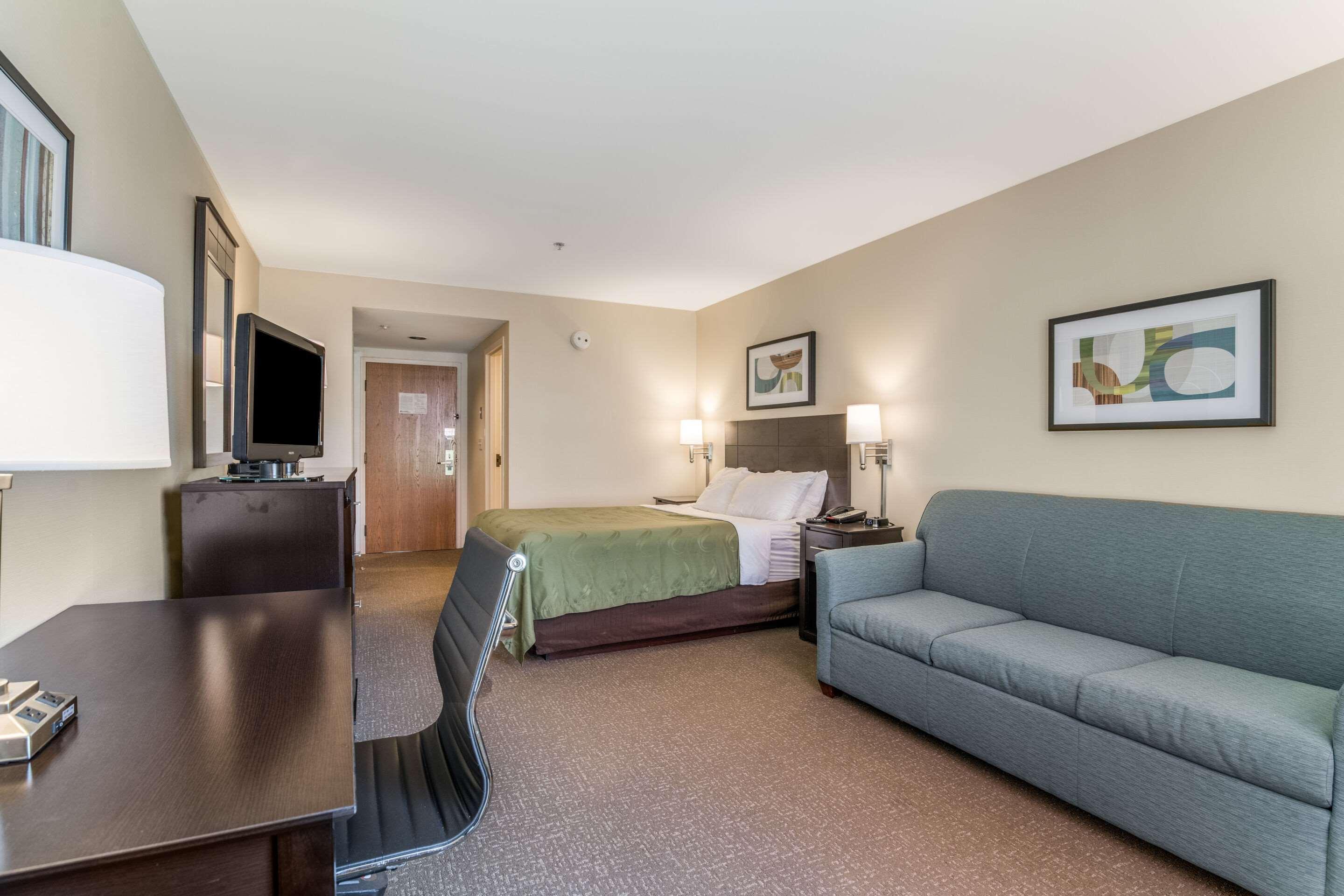 Quality Inn Portsmouth Exteriör bild