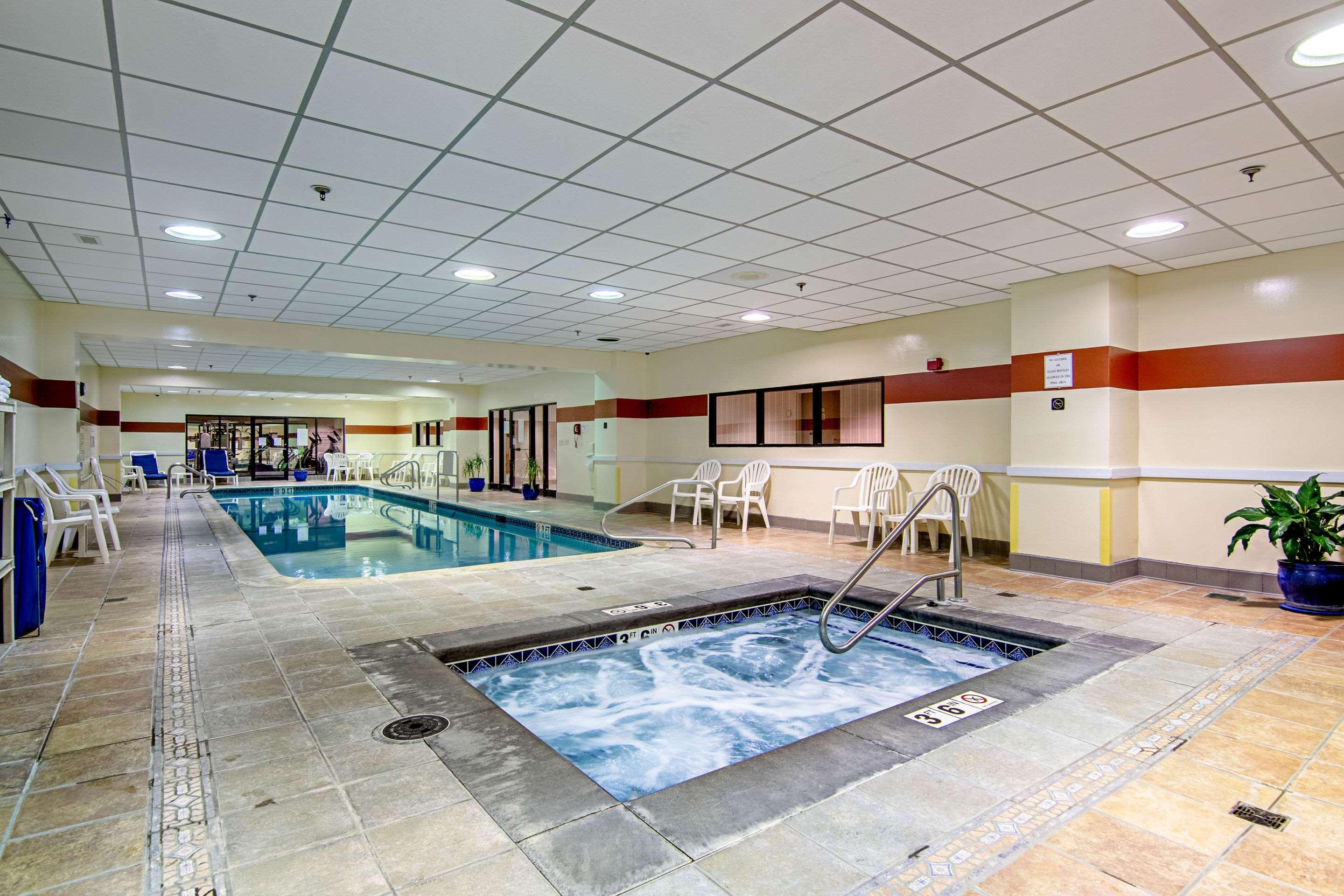 Quality Inn Portsmouth Exteriör bild